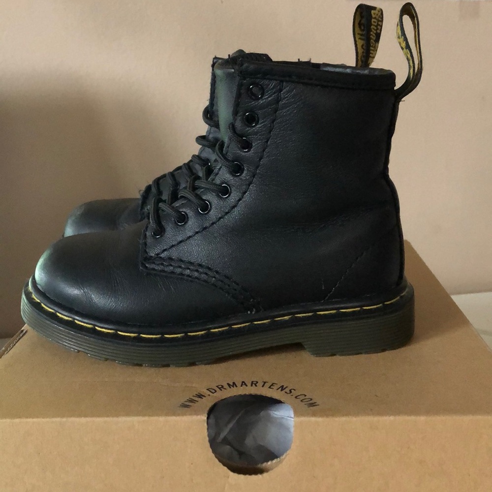 Dr. Martens Brooklee kids boots